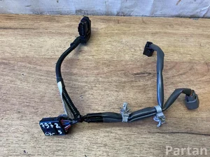 Mazda D50E67SH0A CX-5 (KF) 2024 Cables de la sección de motor