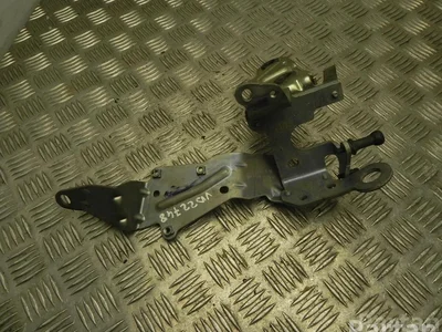 Mercedes-Benz A 274 142 13 40 / A2741421340 C-CLASS (W205) 2015 Support - Image 1