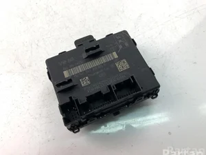 Volkswagen 8W1959595D TIGUAN (AD1) 2019 Valdymo blokas durų