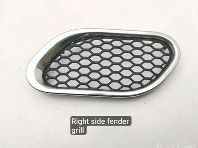 Maserati QUATTROPORTE V 2010 Grillades - Image 1