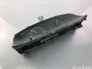 Toyota 83800-02470 / 8380002470 COROLLA (_E12_) 2002 Tablero de instrumentos