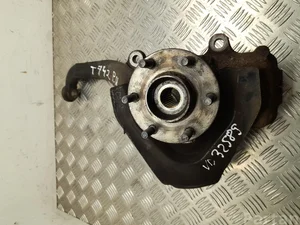 Nissan 058 NP300 NAVARA (D40) 2013 Logement de roulement de roue Left Front