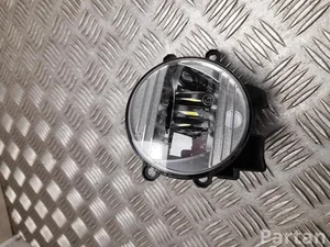 Toyota 81220-F4010 / 81220F4010 C-HR II (AX20) 2024 Projecteur antibrouillard