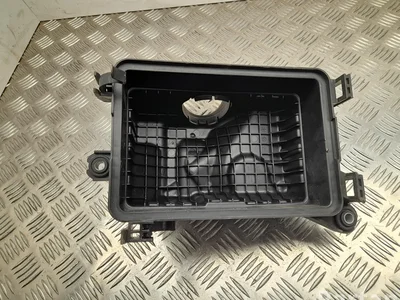 Hyundai 28112-J9800 / 28112J9800 KONA 2022 Boîtier de filtre à air - Image 1