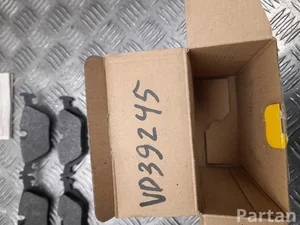 Mercedes-Benz 90R-01671/250, LP0881 / 90R01671250, LP0881 C-CLASS T-Model (S202) 2001 Тормозные колодки