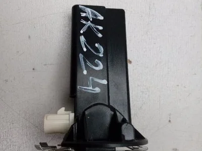 Mercedes-Benz A 204 820 55 75 / A2048205575 C-CLASS (W204) 2012 Antenne - Image 1