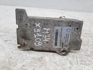 Mercedes-Benz A0995002500 C-CLASS (W205) 2016 Refroidisseur d'huile