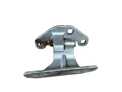 Mercedes-Benz Trucks A9607220044 ACTROS MP4 / MP5 2018 Door hinge Left - Image 1
