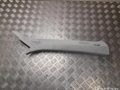 Audi 4KE 867 234 A / 4KE867234A Q8 e-tron 2021 Tapisserie voiture right side - Image 1