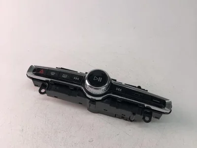 Volvo P31398845 XC60 II (246) 2020 Contrôle automatique de la climatisation - Image 1