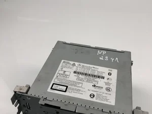 Mercedes-Benz A2129001826 E-CLASS (W212) 2012 Radio / lecteur CD