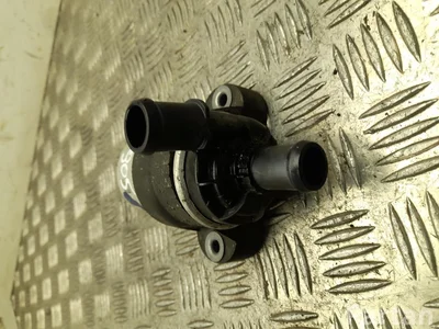 Audi 05L 965 567 A / 05L965567A A4 Avant (8W5, B9) 2021 Дополнительный насос ОЖ - Изображение 1