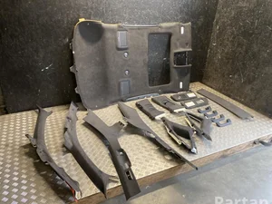 Audi 4H4867505, 4H0867239C, 4H4867241A, 4H0867234C, 4H4867438A, 4H4868289 A8 (4H_) 2015 Revêtement de toit