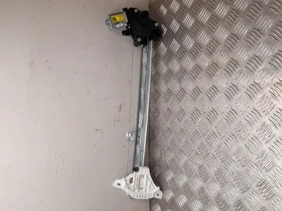 Hyundai 82460-Q0000 / 82460Q0000 Bayon 2022 Lève-vitre Right Front - Image 1