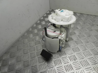 Toyota 4HV AURIS TOURING SPORTS (_E18_) 2014 Siuntimo blokas, degalų bakas - Nuotrauka 1