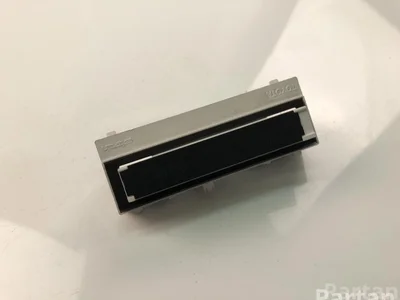 Toyota 83950-02520 / 8395002520 COROLLA Saloon (_E18_, ZRE17_) 2016 Ecran - Image 1