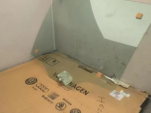 Volkswagen 5G6845025 GOLF VII Variant (BA5, BV5) 2017 Türscheibe hinten links