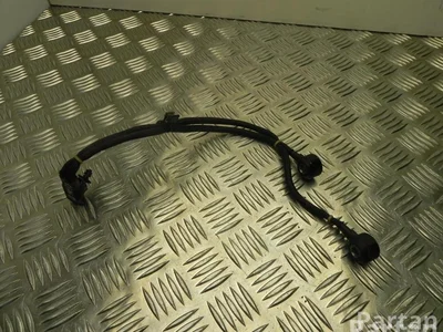 Mercedes-Benz A 276 90 50 300 / A2769050300 E-CLASS (W212) 2013 Capteur de détonation - Image 1