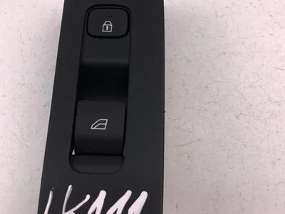 Volvo 31456060 XC40 2021 Bouton de lève-vitre Right Rear - Image 1