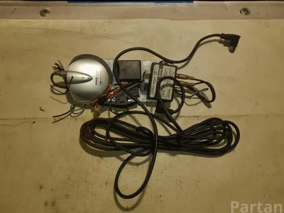 Volvo 307030235 XC90 I 2007 Radijas / magentola - Image 1