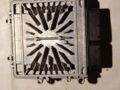 Volvo P31303388 XC60 2011 Unité de contrôle moteur - Image 1