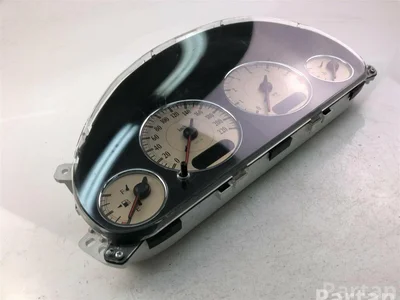 Chrysler P56044986AB VOYAGER IV (RG, RS) 2005 Tableau de bord - Image 1