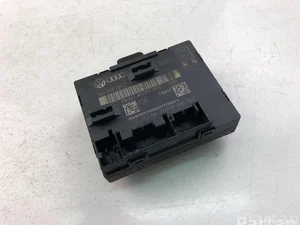 Audi 8T0959795N A4 (8K2, B8) 2014 Unité de commande pour porte