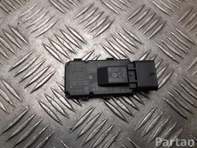 Mercedes-Benz A 000 905 27 20 / A0009052720 GLC X254 2024 Aerial Booster - Image 1