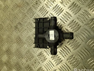 Tesla 600737000E MODEL S 2017 Pompe à eau supplémentaire - Image 1