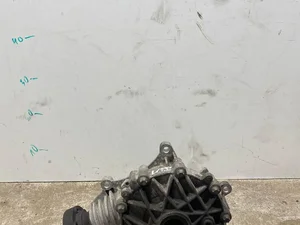 Maserati 06700077220 QUATTROPORTE VI 2014 Réducteur essieu avant