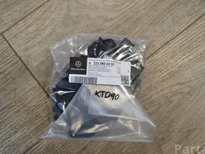 Mercedes-Benz A2238806402, A2238850901, A2238850801, W223 S-CLASS (W222, V222, X222) 2021 Support pour pare-chocs