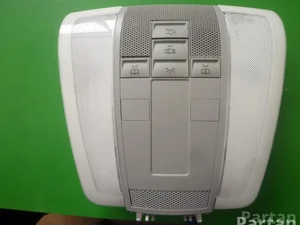 Mercedes-Benz A 204 820 20 01 / A2048202001 C-CLASS (W204) 2008 Lumière intérieure