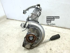 Porsche 9J1407021A, 9J1317B, 9J107245B, 9J1407151D, 9J1971279B Taycan 2021 Vorderer Radlagergehäuse komplett linke Seite