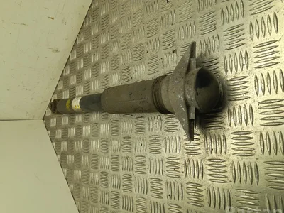 Lexus 48530-76180 / 4853076180 UX (ZA10) 2019 Amortisseur Right Rear Left Rear - Image 1