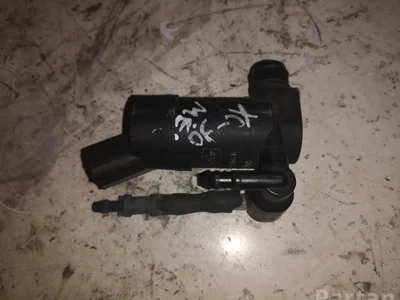 Volvo XC90 I 2004 Pompe à eau supplémentaire - Image 1