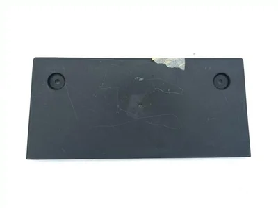 Maserati 81687800 QUATTROPORTE V 2011 Pole tablicy rejestracyjnej / wspornik - Zdjęcie 1