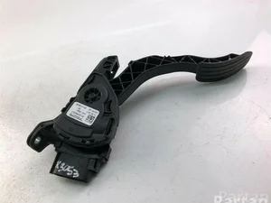 Volvo 31280595 V40 Наклонная задняя часть 2017 Педаль акселератора