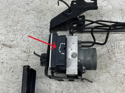 Opel 9837686180 Corsa F 2021 Unité de commande hydraulique ABS - Image 1