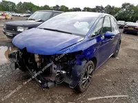 2017 C4 Picasso 1.2 melynas - Vignette 1