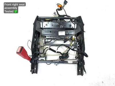 Maserati 416573, 41657310, 404817, 00008370 GRAN TURISMO 2011 Siège passager - Image 1