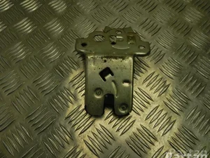 Audi 8K9 827 505 / 8K9827505 A3 Sportback (8PA) 2009 Serrure