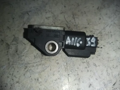 Volvo 307 121 07 / 30712107 XC70 II 2008 Impact Crash Sensor - Image 1