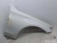 Mercedes-Benz A2058810201 C-CLASS (W205) 2015 Sparnas dešinė pusė