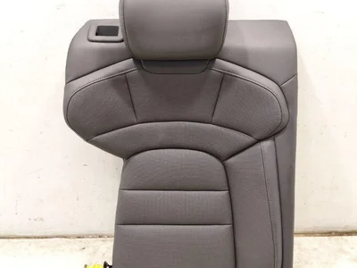 Porsche Taycan 4S 2022 Siège arrière - Image 1