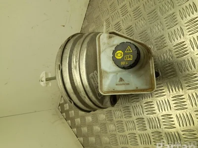 Porsche 99135502533 911 targa (991) 2017 Pagrindinis stabdžių cilindras - Nuotrauka 1