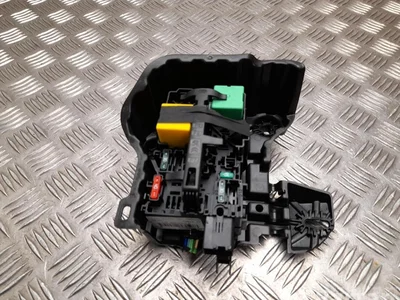 Opel 43662601 Corsa F 2020 Boîte à fusibles - Image 1