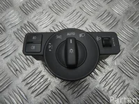 Mercedes-Benz A 447 905 82 00 / A4479058200 VITO Box (W447) 2019 Light switch