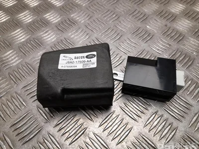 Land Rover J8A2-17509-AA / J8A217509AA RANGE ROVER VELAR (L560) 2017 Relais - Image 1