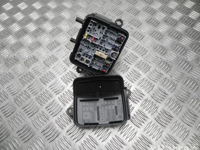 Alfa Romeo 51987784 GIULIA (952_) 2016 Boîte à fusibles - Image 1