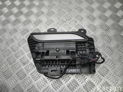 Tesla 1071881-00-A / 107188100A MODEL S 2017 Manecilla de puerta Right Front - Imagen 1